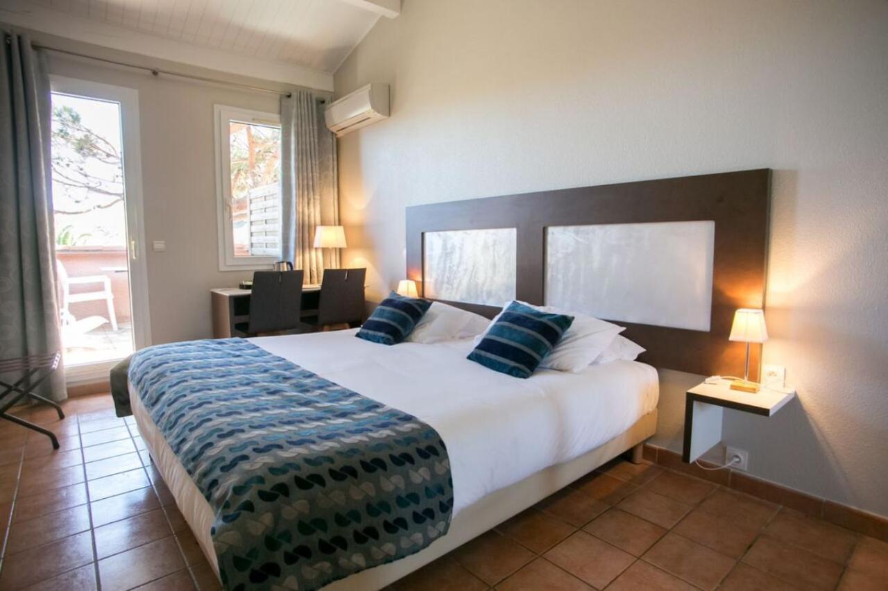 Hotel L'Arapede Колюр Екстериор снимка