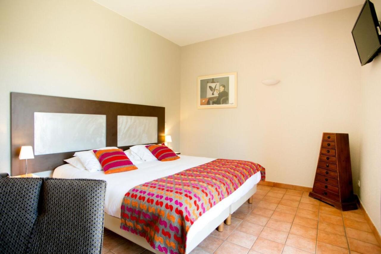 Hotel L'Arapede Колюр Екстериор снимка