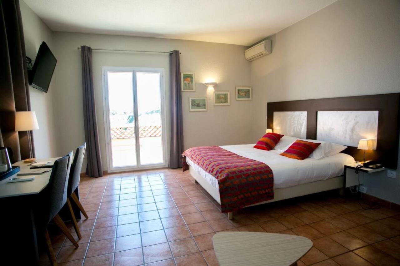Hotel L'Arapede Колюр Екстериор снимка